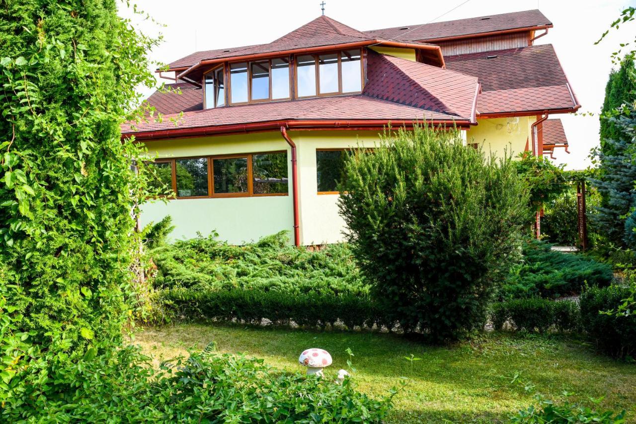Casa Moteasca Hotel Mihai Viteazu  ภายนอก รูปภาพ
