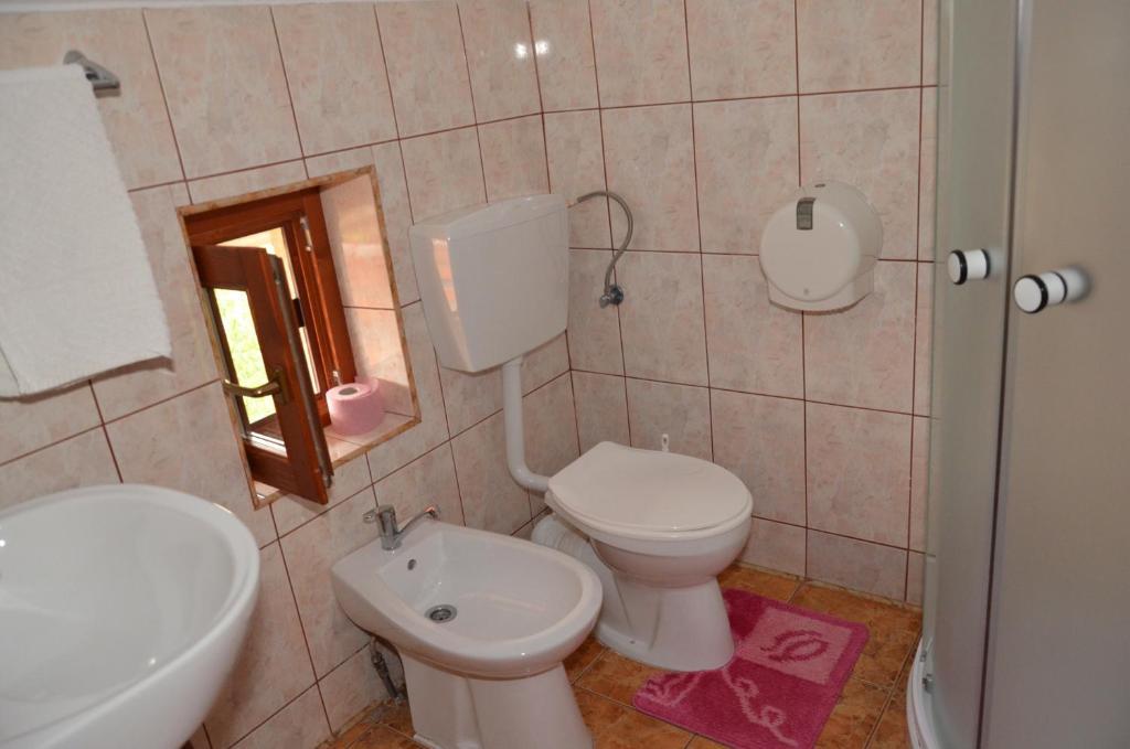 Casa Moteasca Hotel Mihai Viteazu  ห้อง รูปภาพ